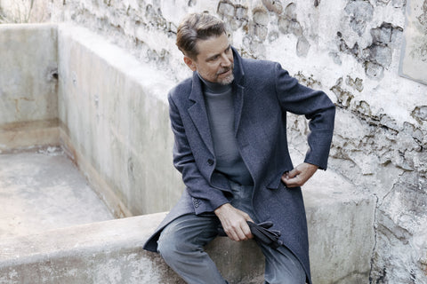 CASUAL AND CLASSIC STYLE