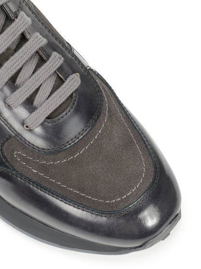 Leather sneakers