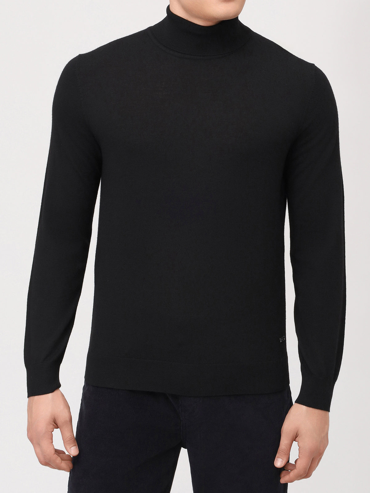 Roll Neck Pullover BML