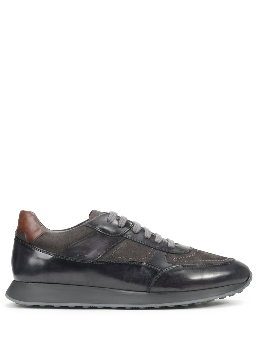 Leather sneakers