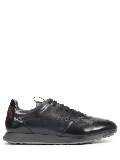 Leather sneakers