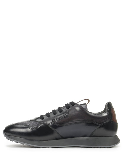 Leather sneakers